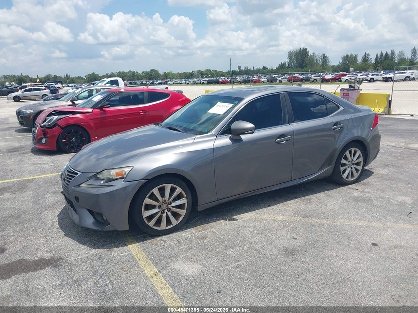 2014 Lexus Is VIN JTHBF1D23E5027789 IAAI salvage auction — NORMAL WEAR, Clear (Florida), sold $2,550 on 2026-07-30 (photo 2)