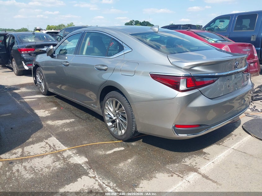 2019 Lexus ES VIN JTHB21B19K2000910 IAAI salvage auction — FRONT END, Mv-907A (New York), sold $10,300 on 2026-07-29 (photo 3)