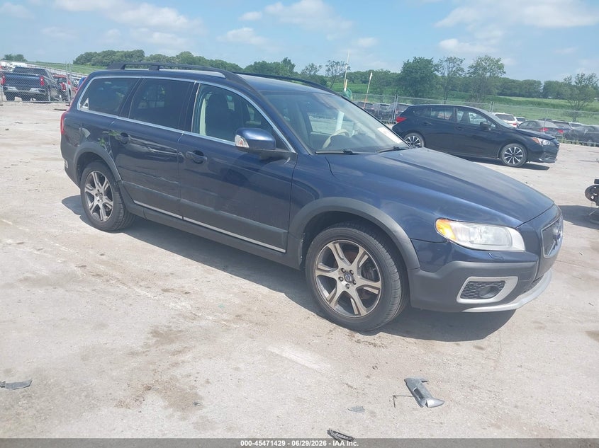 2013 Volvo Xc70 VIN YV4902BZ3D1164239 IAAI salvage auction — NORMAL WEAR, Regular Certificate (Iowa), sold $550 on 2026-07-07 (photo 1)