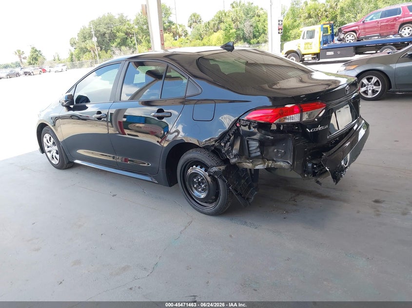 2025 Toyota Corolla VIN 5YFB4MDE4SP331151 IAAI salvage auction — REAR END, Salvage Title, sold $5,700 on 2026-07-26 (photo 3)