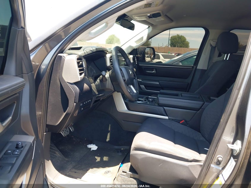 2024 Toyota Tundra VIN 5TFLA5DB1RX203485 IAAI salvage auction — FRONT & REAR, Salvage Title, sold $25 on 2026-07-24 (photo 5)