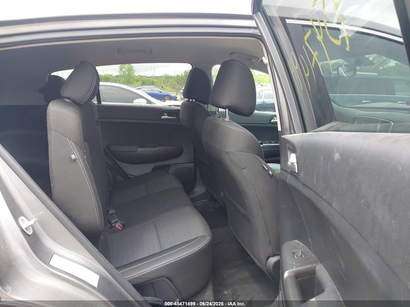 2018 Kia Sportage VIN KNDPMCAC6J7331462 IAAI salvage auction — FRONT END, Salvage Title, sold $3,200 on 2026-07-28 (photo 8)