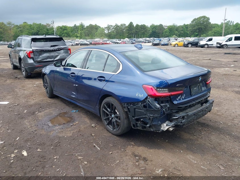 2020 BMW 3er VIN WBA5R7C00LFH90594 IAAI salvage auction — FRONT & REAR, Salvage Title, sold $8,750 on 2026-09-01 (photo 3)