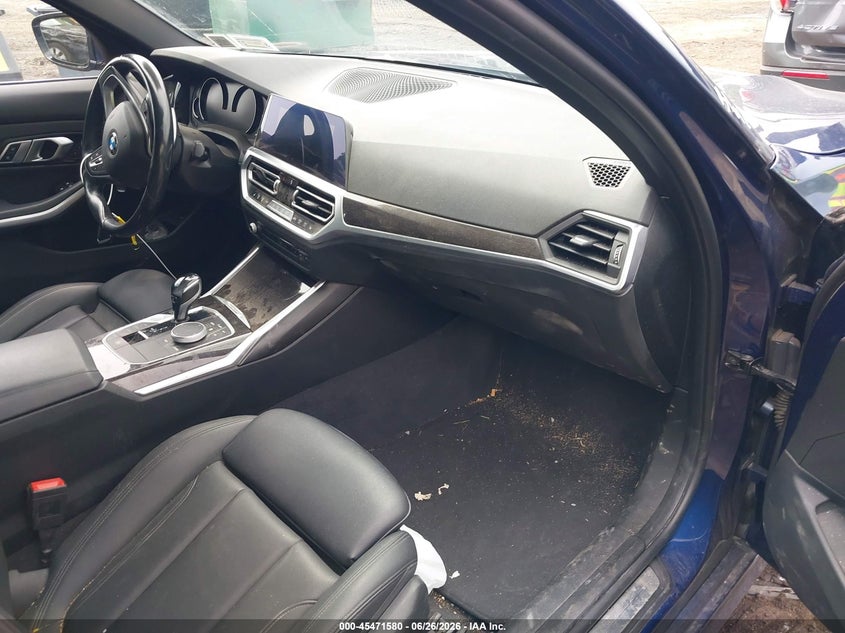 2020 BMW 3er VIN WBA5R7C00LFH90594 IAAI salvage auction — FRONT & REAR, Salvage Title, sold $8,750 on 2026-09-01 (photo 5)