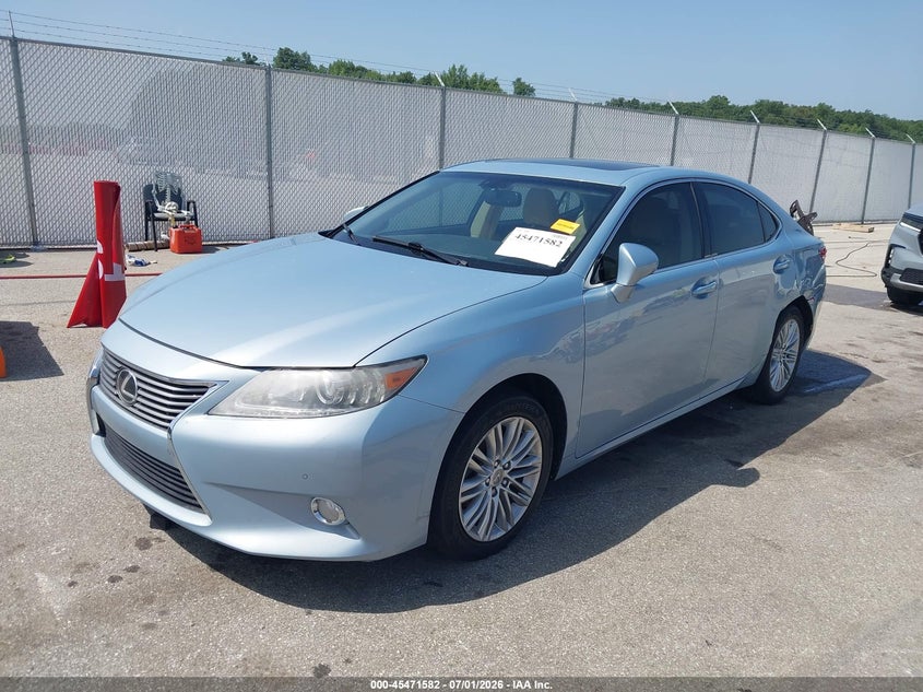 2013 Lexus ES VIN JTHBK1GG6D2000959 IAAI salvage auction — UNDERCARRIAGE, Clear (Indiana), sold $3,000 on 2026-07-23 (photo 2)