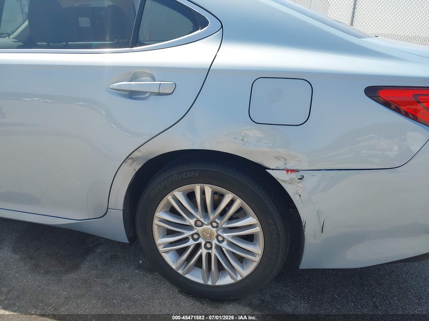 2013 Lexus ES VIN JTHBK1GG6D2000959 IAAI salvage auction — UNDERCARRIAGE, Clear (Indiana), sold $3,000 on 2026-07-23 (photo 6)