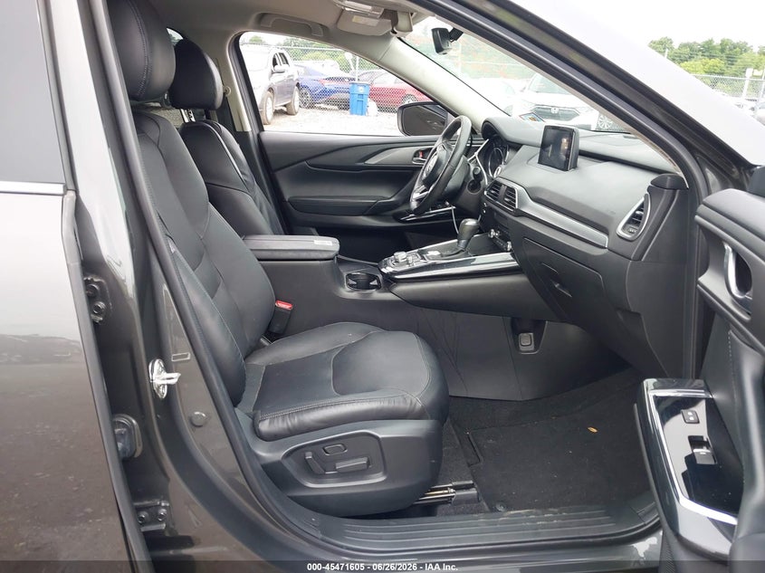 2019 Mazda Cx-9 VIN JM3TCBCY9K0305525 IAAI salvage auction — LEFT REAR, Salvage Title, sold $2,400 on 2026-07-22 (photo 5)