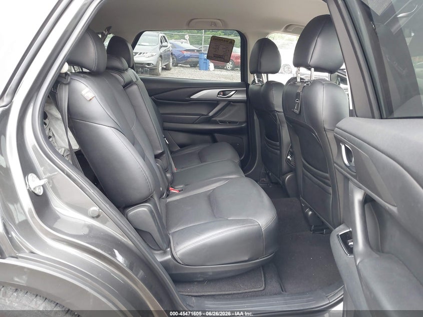2019 Mazda Cx-9 VIN JM3TCBCY9K0305525 IAAI salvage auction — LEFT REAR, Salvage Title, sold $2,400 on 2026-07-22 (photo 8)