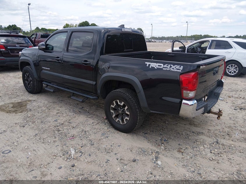 2017 Toyota Tacoma VIN 5TFCZ5AN8HX089040 IAAI salvage auction — SIDE, Salvage (Georgia), sold $10,600 on 2026-07-22 (photo 3)