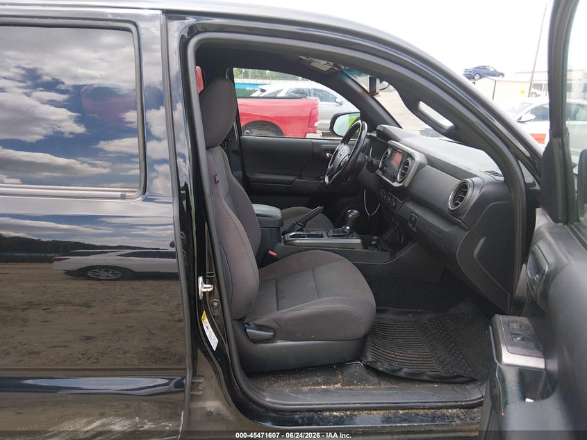 2017 Toyota Tacoma VIN 5TFCZ5AN8HX089040 IAAI salvage auction — SIDE, Salvage (Georgia), sold $10,600 on 2026-07-22 (photo 5)