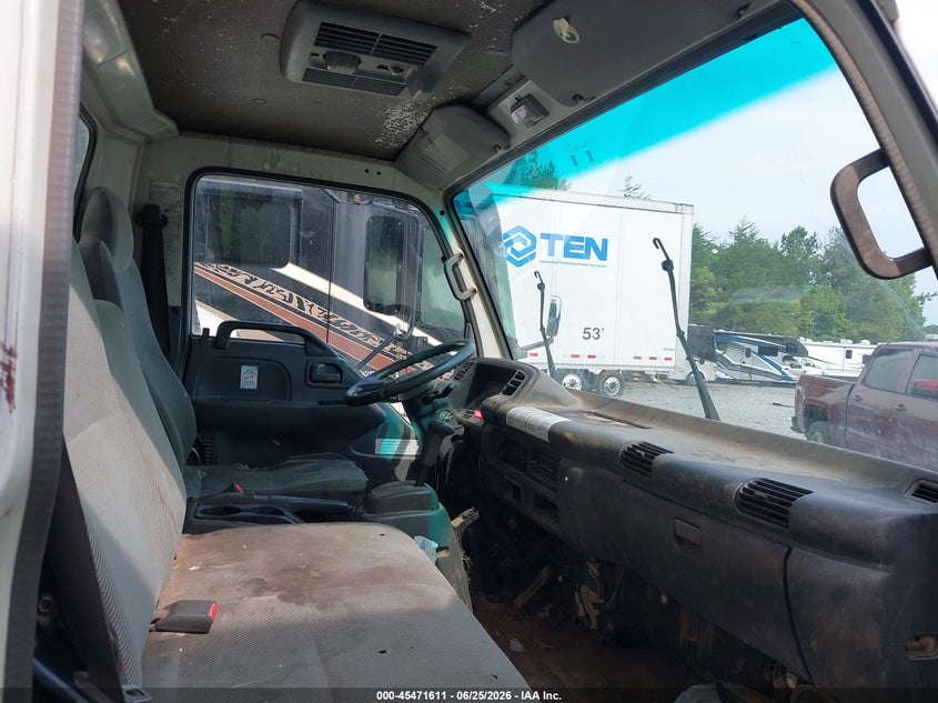 2005 Isuzu W3s042 npr dsl reg VIN JALB4B16357014631 IAAI salvage auction — NORMAL WEAR, Clear (Florida), sold $200 on 2026-07-30 (photo 7)
