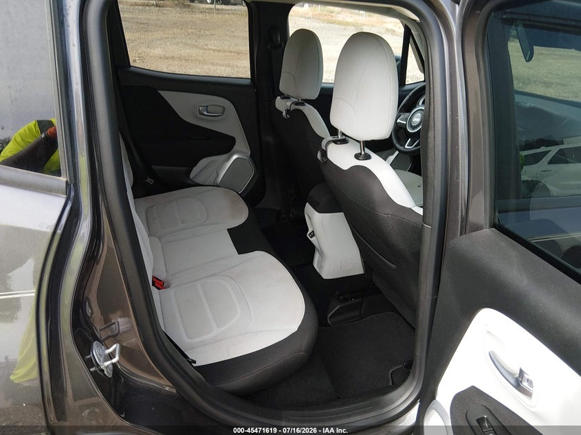 2018 Jeep Renegade VIN ZACCJABB3JPH18961 IAAI salvage auction — REAR END, Salvage (Louisiana), sold $2,650 on 2026-08-03 (photo 8)