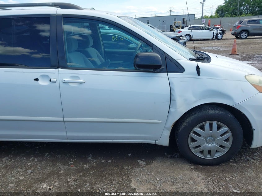 2006 Toyota Sienna VIN 5TDZA23C66S509490 IAAI salvage auction — NORMAL WEAR, Clear (Florida), sold $750 on 2026-07-16 (photo 6)