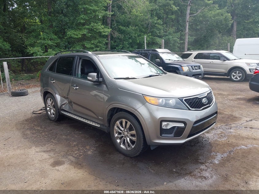 2013 Kia Sorento VIN 5XYKWDA26DG333821 IAAI salvage auction — SIDE, Salvage - Greater Than 75% (Maryland), sold $1,750 on 2026-07-15 (photo 1)