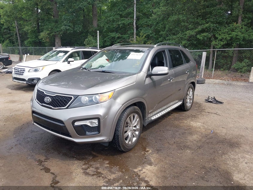 2013 Kia Sorento VIN 5XYKWDA26DG333821 IAAI salvage auction — SIDE, Salvage - Greater Than 75% (Maryland), sold $1,750 on 2026-07-15 (photo 2)