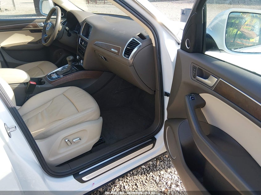 2014 Audi Q5 VIN WA1LFAFP6EA049334 IAAI salvage auction — LEFT FRONT, Salvage (Kentucky), sold $3,150 on 2026-07-31 (photo 5)