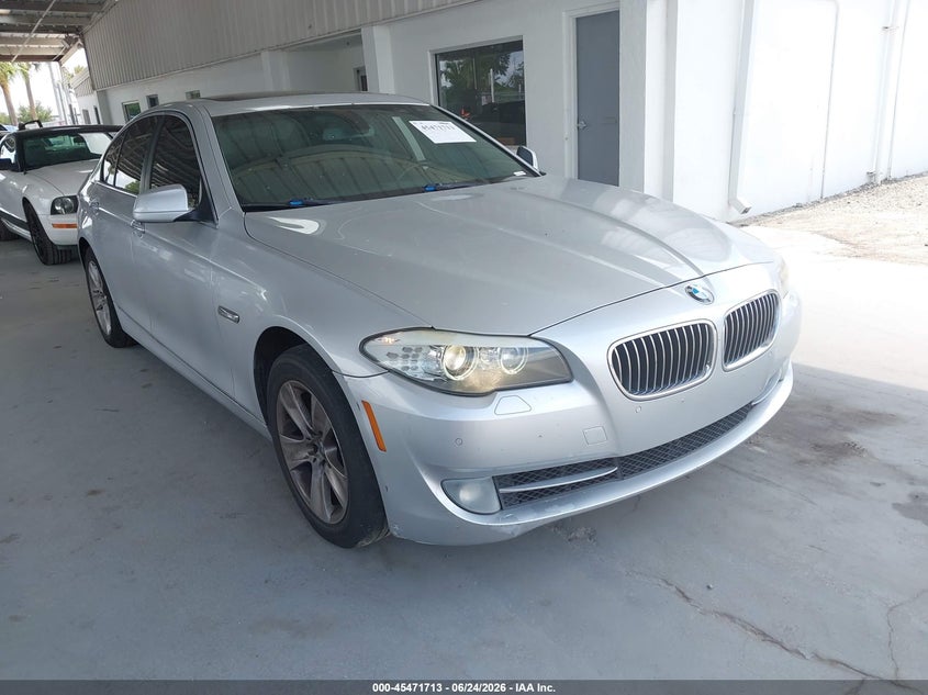 2012 BMW 5 series VIN WBAXG5C5XCDW92213 IAAI salvage auction — NORMAL WEAR, Clear (Florida), sold $225 on 2026-07-22 (photo 1)