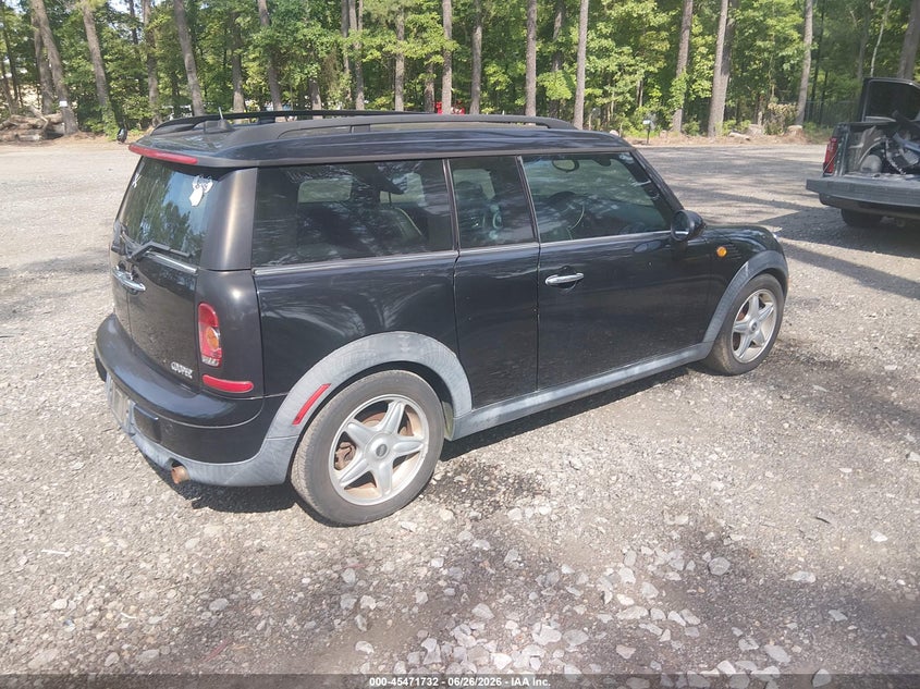 2009 Mini Clubman VIN WMWML33599TX35408 IAAI salvage auction — NORMAL WEAR, Clear (Virginia), sold $275 on 2026-07-07 (photo 4)