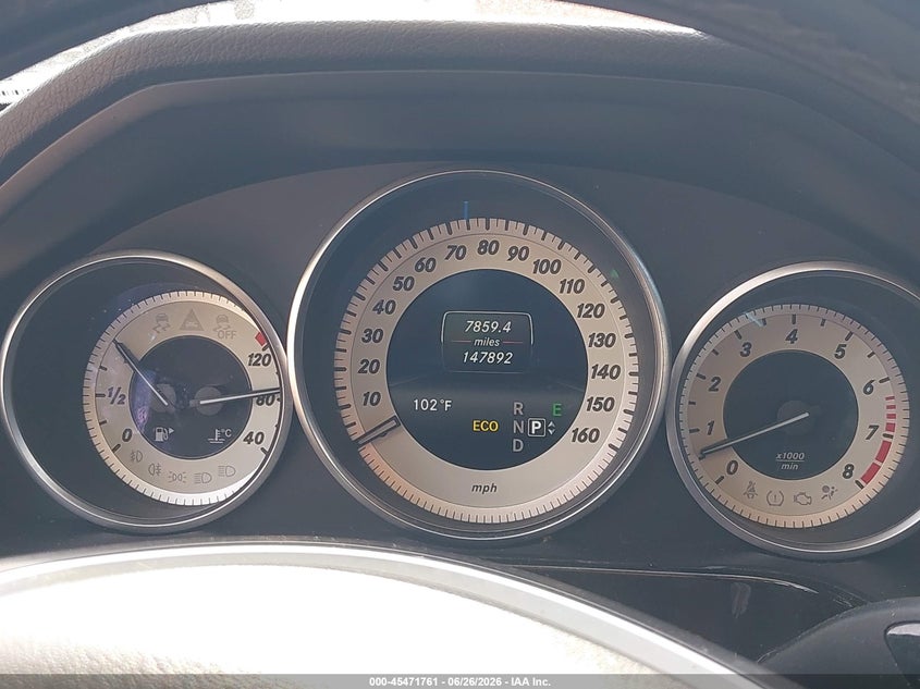 2014 Mercedes-benz E-klasse VIN WDDHF5KB4EA874517 IAAI salvage auction — SIDE, Original (Texas), sold $2,800 on 2026-08-20 (photo 7)