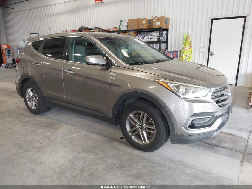 2017 Hyundai Santa fe VIN 5XYZT3LBXHG432825 IAAI salvage auction — NORMAL WEAR, Clear (Florida), sold $1,900 on 2026-07-08 (photo 1)