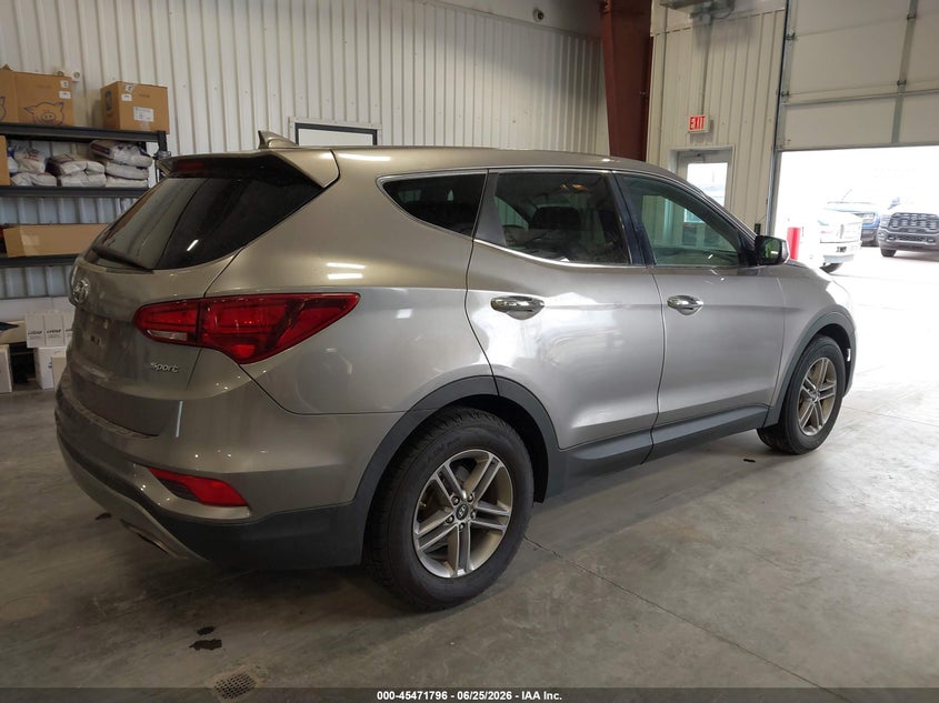 2017 Hyundai Santa fe VIN 5XYZT3LBXHG432825 IAAI salvage auction — NORMAL WEAR, Clear (Florida), sold $1,900 on 2026-07-08 (photo 4)