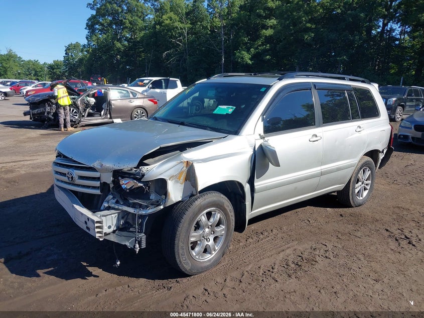 2007 Toyota Highlander VIN JTEGP21A570147272 IAAI salvage auction — NORMAL WEAR, Clear (Virginia), sold $750 on 2026-07-29 (photo 2)