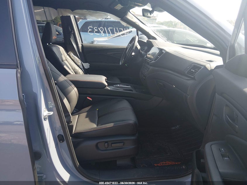 2024 Honda Ridgeline VIN 5FPYK3F63RB028844 IAAI salvage auction — LEFT SIDE, Salvage Title, sold $11,200 on 2026-08-26 (photo 5)