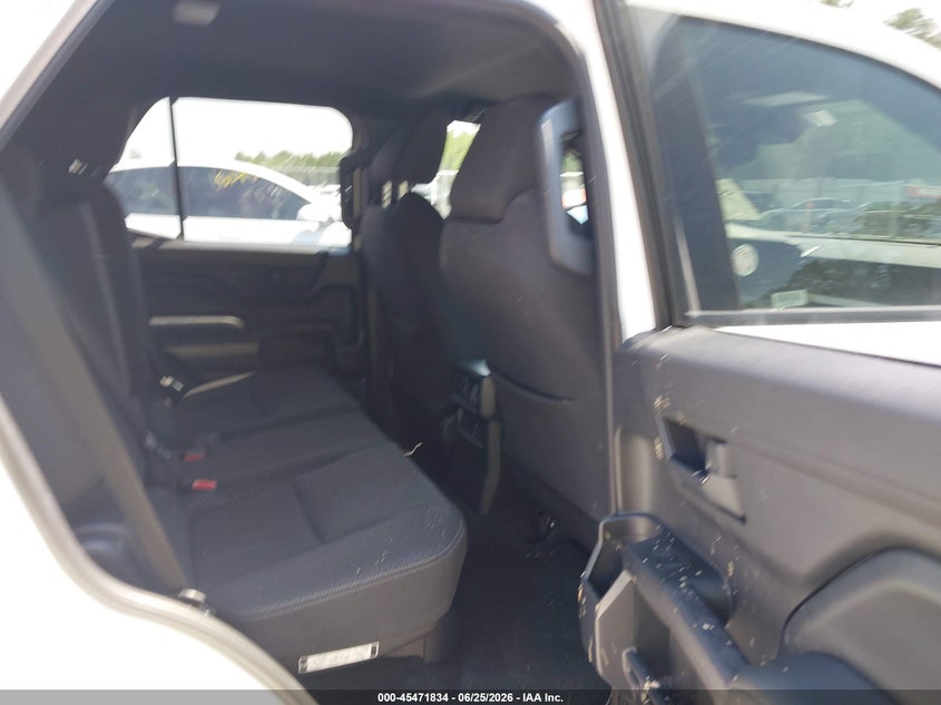 2025 Toyota 4runner VIN JTEVA5BR8S5037567 IAAI salvage auction — FRONT END, Clear (New York), sold $19,200 on 2026-07-08 (photo 8)