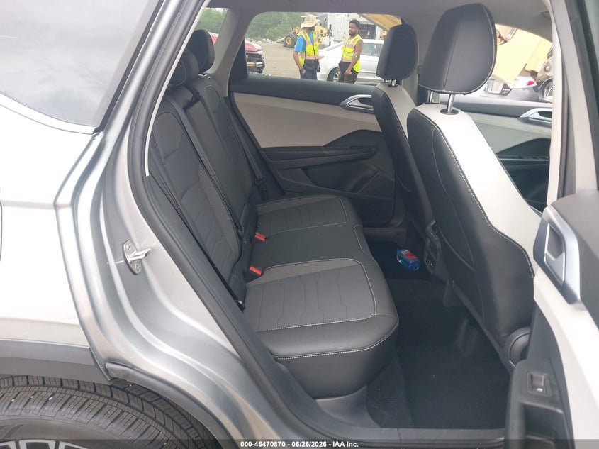 2026 Volkswagen Taos VIN 3VVSC7B21TM064462 IAAI salvage auction — SIDE, Salvage Title, sold $16,200 on 2026-07-24 (photo 8)
