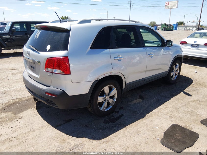 2012 Kia Sorento VIN 5XYKU4A68CG227328 IAAI salvage auction — ENGINE DAMAGE, Clear (New Mexico), sold $725 on 2026-07-29 (photo 4)