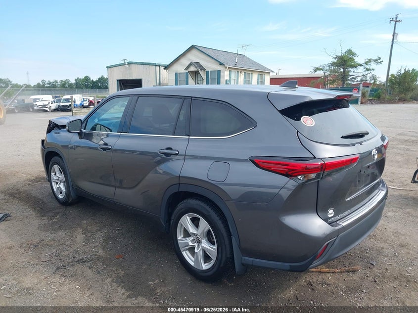 2022 Toyota Highlander VIN 5TDBZRBH2NS250317 IAAI salvage auction — FRONT END, Salvage (Virginia), sold $13,100 on 2026-07-30 (photo 3)