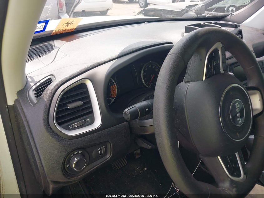 2020 Jeep Renegade VIN ZACNJAAB3LPK95082 IAAI salvage auction — RIGHT SIDE, Wait Title, sold $825 on 2026-08-19 (photo 7)