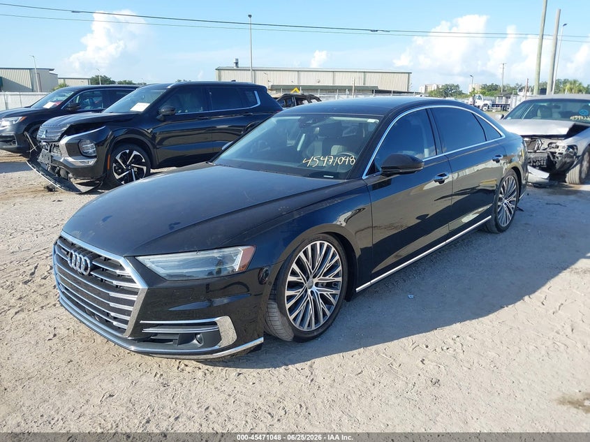 2019 Audi A8 VIN WAU8DAF86KN017141 IAAI salvage auction — RIGHT FRONT, Salvage Title, sold $13,100 on 2026-07-28 (photo 2)