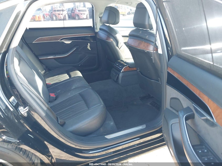 2019 Audi A8 VIN WAU8DAF86KN017141 IAAI salvage auction — RIGHT FRONT, Salvage Title, sold $13,100 on 2026-07-28 (photo 8)