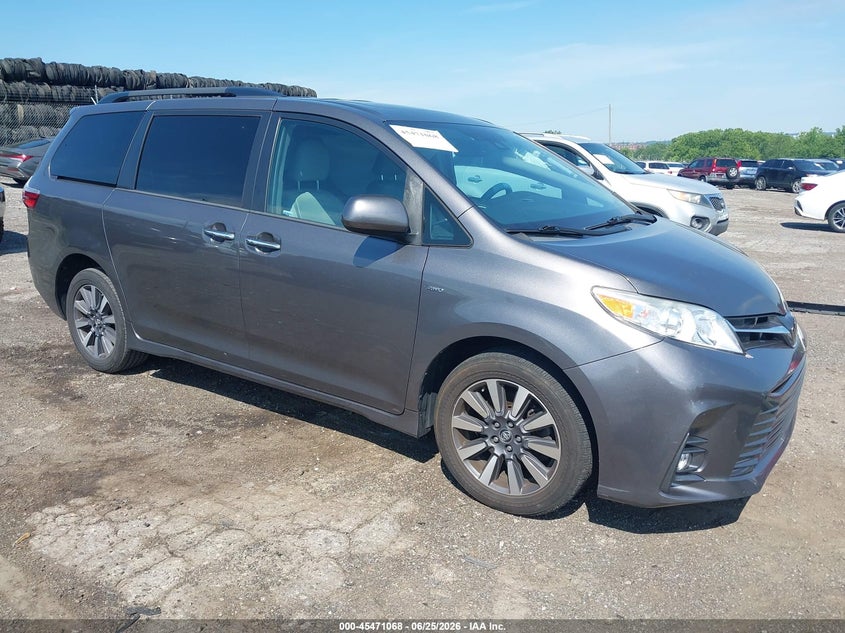 2018 Toyota Sienna VIN 5TDDZ3DC9JS193468 IAAI salvage auction — LEFT SIDE, Salvage (Pennsylvania), sold $8,800 on 2026-07-31 (photo 1)