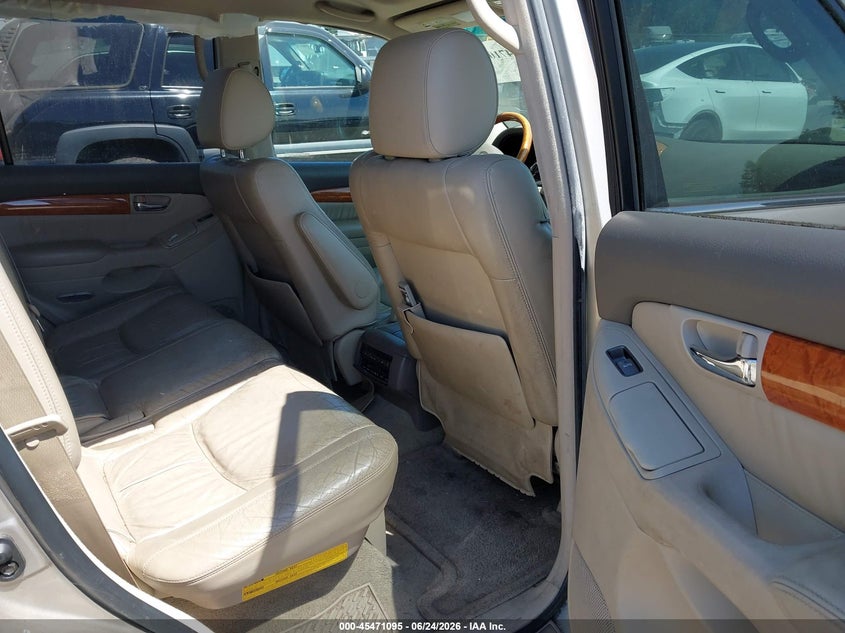2004 Lexus Gx 470 VIN JTJBT20X840062659 IAAI salvage auction — NORMAL WEAR, Affidavit In Lieu Of Title - Non-Public (Washington), sold $2,700 on 2026-07-22 (photo 8)