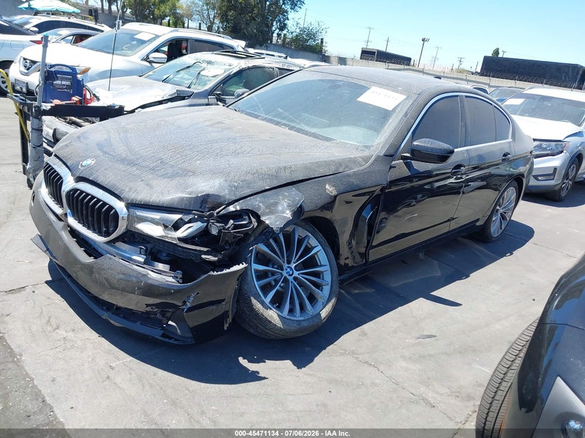 2021 BMW 5er VIN WBA53BH05MWW92236 IAAI salvage auction — LEFT FRONT, Salvage Certificate (California), sold $8,200 on 2026-07-22 (photo 2)