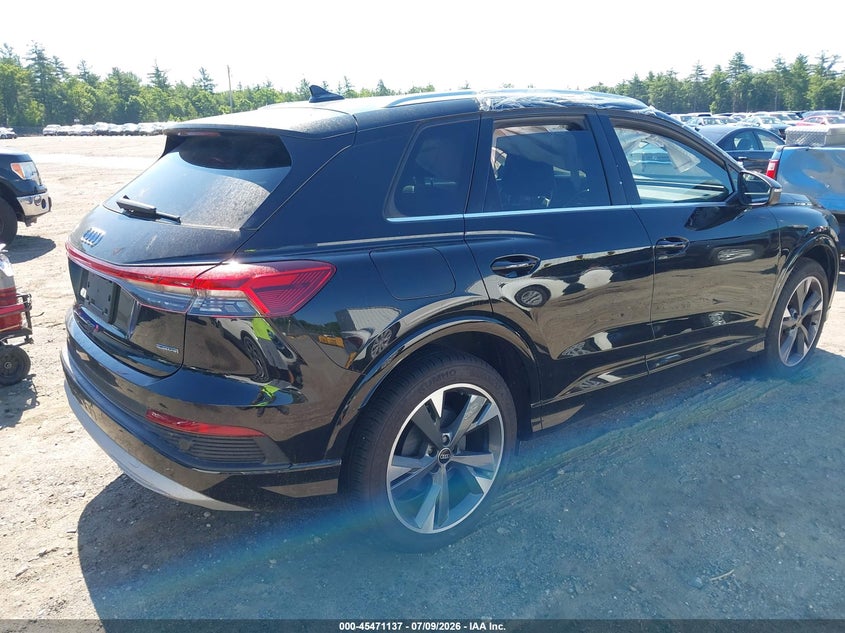 2022 Audi Q4 e-tron VIN WA1H2BFZ8NP042570 IAAI salvage auction — SIDE, Salvage (Massachusetts), sold $10,900 on 2026-07-30 (photo 4)