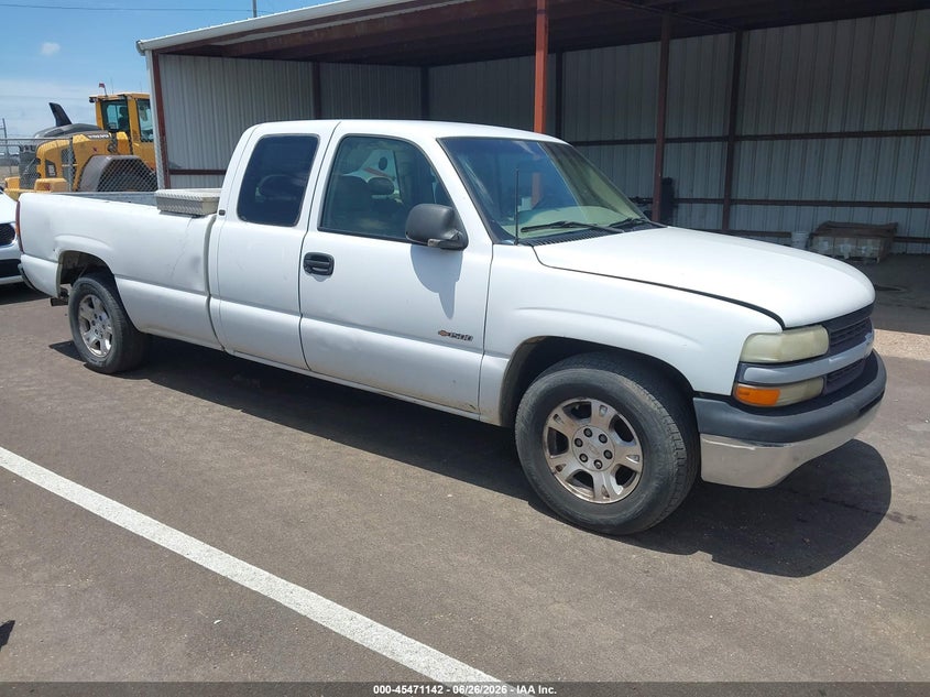 2001 Chevrolet Silverado 1500 VIN 1GCEC19T51E168155 IAAI salvage auction — NORMAL WEAR, Clear (Mississippi), sold $550 on 2026-07-09 (photo 1)