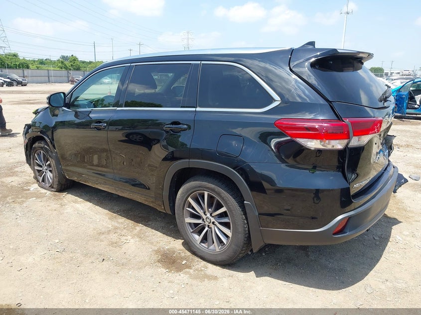 2018 Toyota Highlander VIN 5TDJZRFH8JS528945 IAAI salvage auction — RIGHT REAR, Salvage Title, sold $6,200 on 2026-07-23 (photo 3)