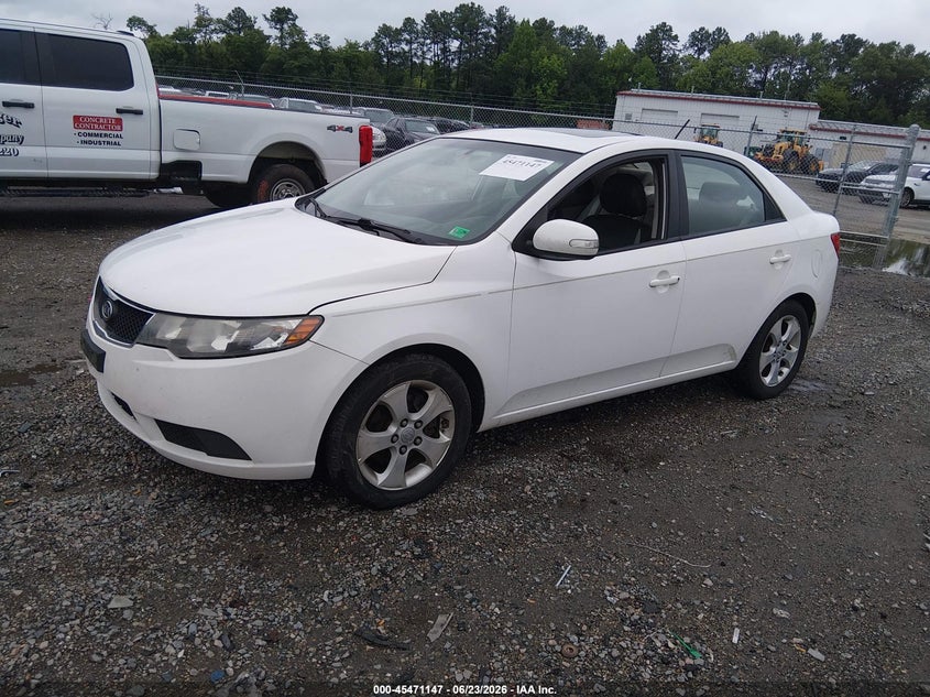 2010 Kia Forte VIN KNAFU4A2XA5231480 IAAI salvage auction — NORMAL WEAR, Clear (Virginia), sold $350 on 2026-07-10 (photo 2)