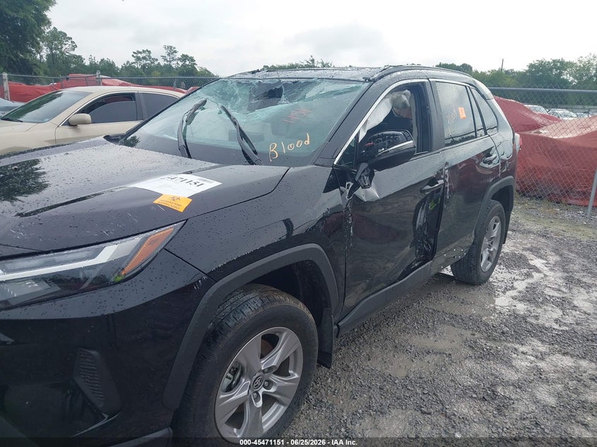 2025 Toyota Rav 4 VIN 2T3W1RFV6SC354555 IAAI salvage auction — ROLLOVER, Salvage Title, sold $7,500 on 2026-07-30 (photo 6)