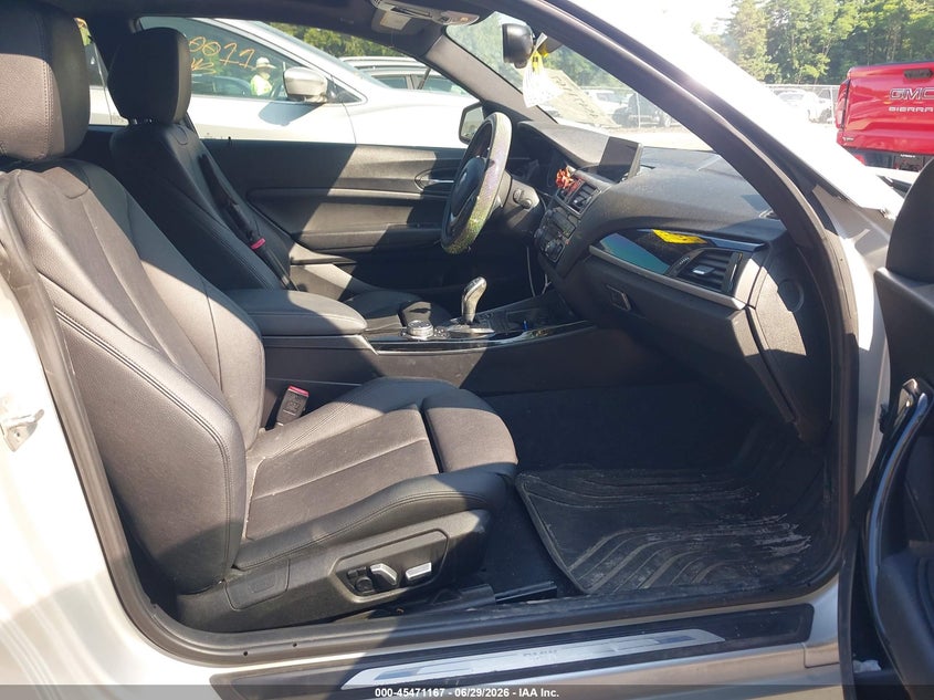 2016 BMW 2er VIN WBA1G9C54GV599734 IAAI salvage auction — SIDE, Salvage (Massachusetts), sold $2,550 on 2026-08-21 (photo 5)