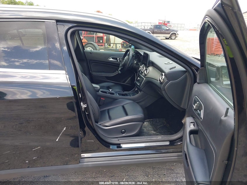 2019 Mercedes-benz Gla-klasse VIN WDCTG4EB1KJ534108 IAAI salvage auction — REAR END, Salvage (Georgia), sold $6,700 on 2026-07-30 (photo 5)