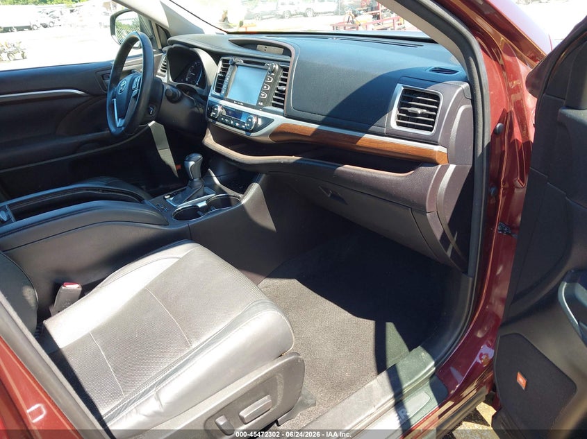 2016 Toyota Highlander VIN 5TDDKRFH1GS298062 IAAI salvage auction — LEFT REAR, Salvage Title, sold $7,900 on 2026-07-29 (photo 5)