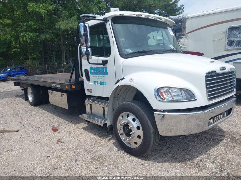 2025 Freightliner M2 106 VIN 1FVACWFC5SHVS2714 — IAAI salvage auction photo