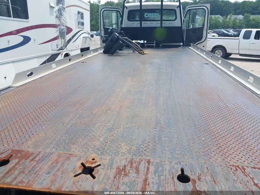 2025 Freightliner M2 106 VIN 1FVACWFC5SHVS2714 IAAI salvage auction — Burn Interior, Salvage (Virginia), sold $56,000 on 2026-08-06 (photo 7)