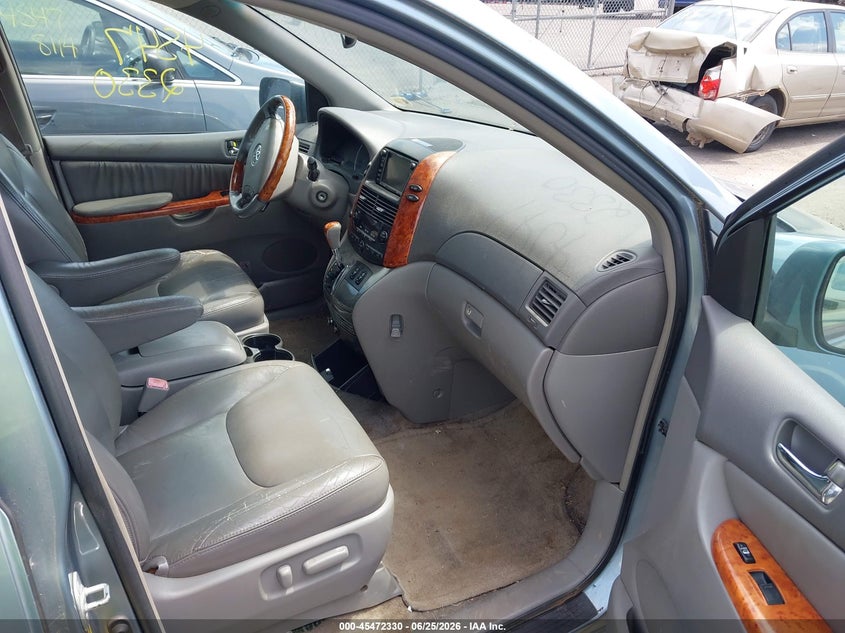 2006 Toyota Sienna VIN 5TDBA22C76S055009 IAAI salvage auction — NORMAL WEAR, Clear (Virginia), sold $1,000 on 2026-07-07 (photo 5)