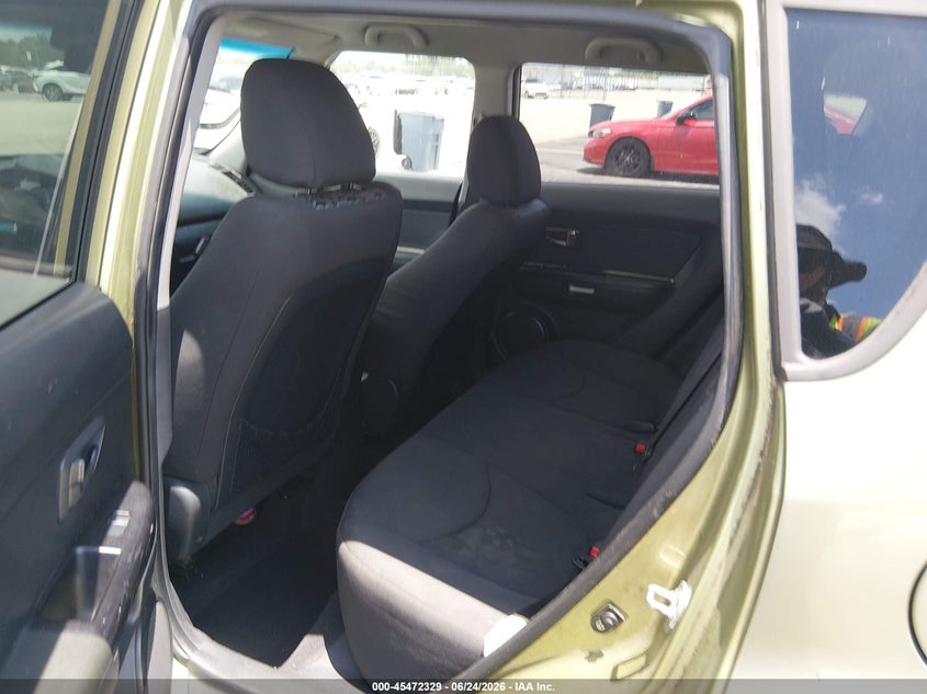2011 Kia Soul VIN KNDJT2A25B7275896 IAAI salvage auction — LEFT SIDE, Rebuildable (Florida), sold $25 on 2026-07-16 (photo 8)