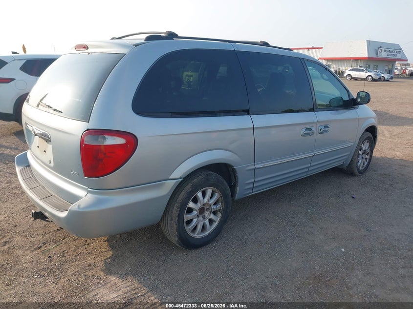 2001 Chrysler Town & country VIN 2C4GP54L41R352548 IAAI salvage auction — NORMAL WEAR, Original (Texas), sold $200 on 2026-07-07 (photo 4)